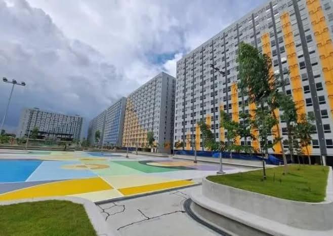 Staycation At Phoebe'S Place Pasig City Exterior photo